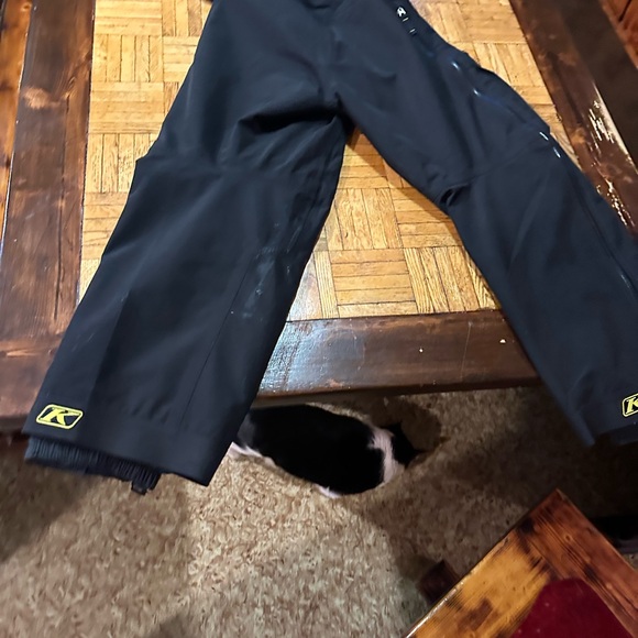 Custom Yamaha Klim jacket and pants - Picture 7 of 10